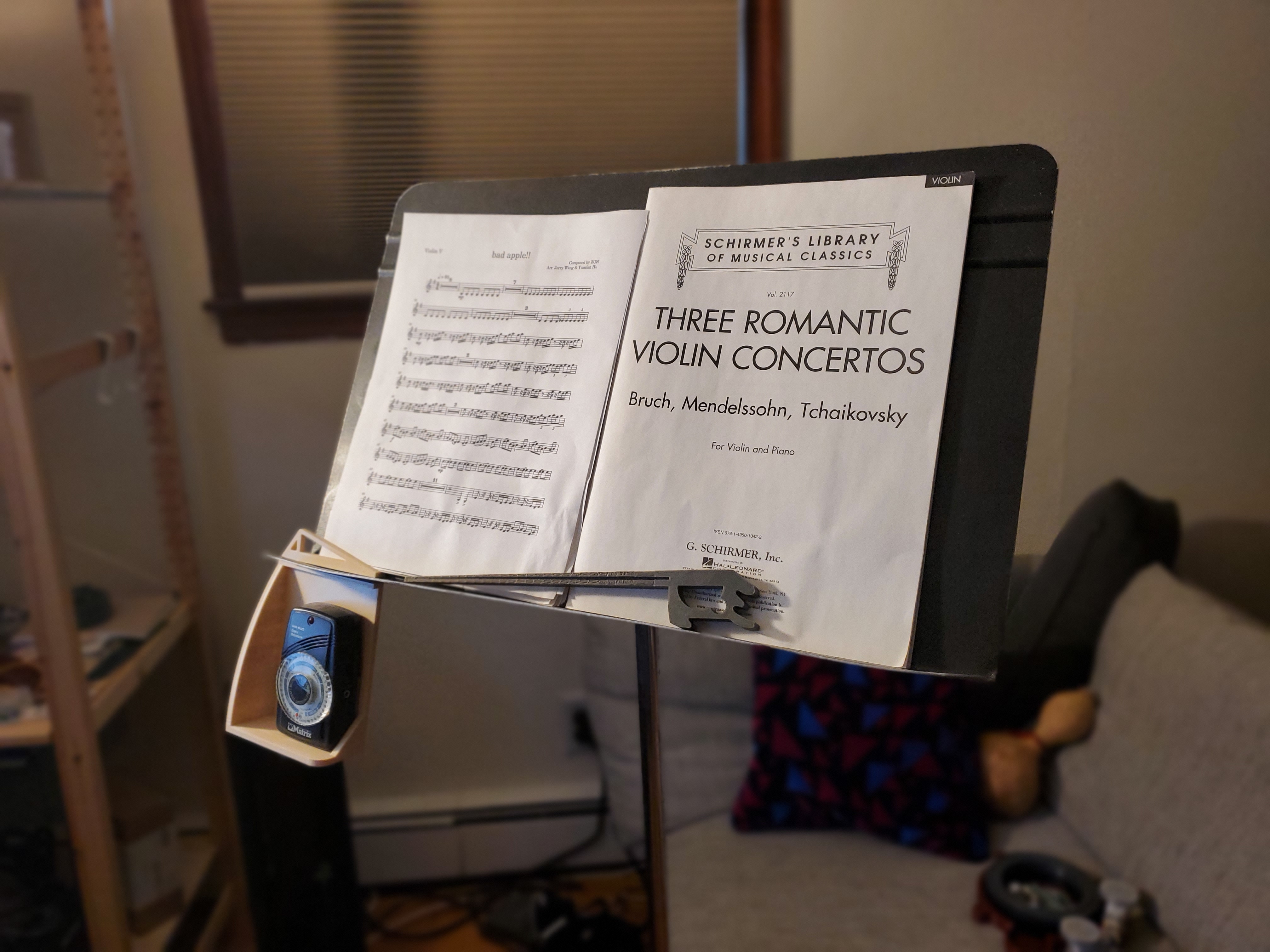 My music stand with the expansion mounted onto it