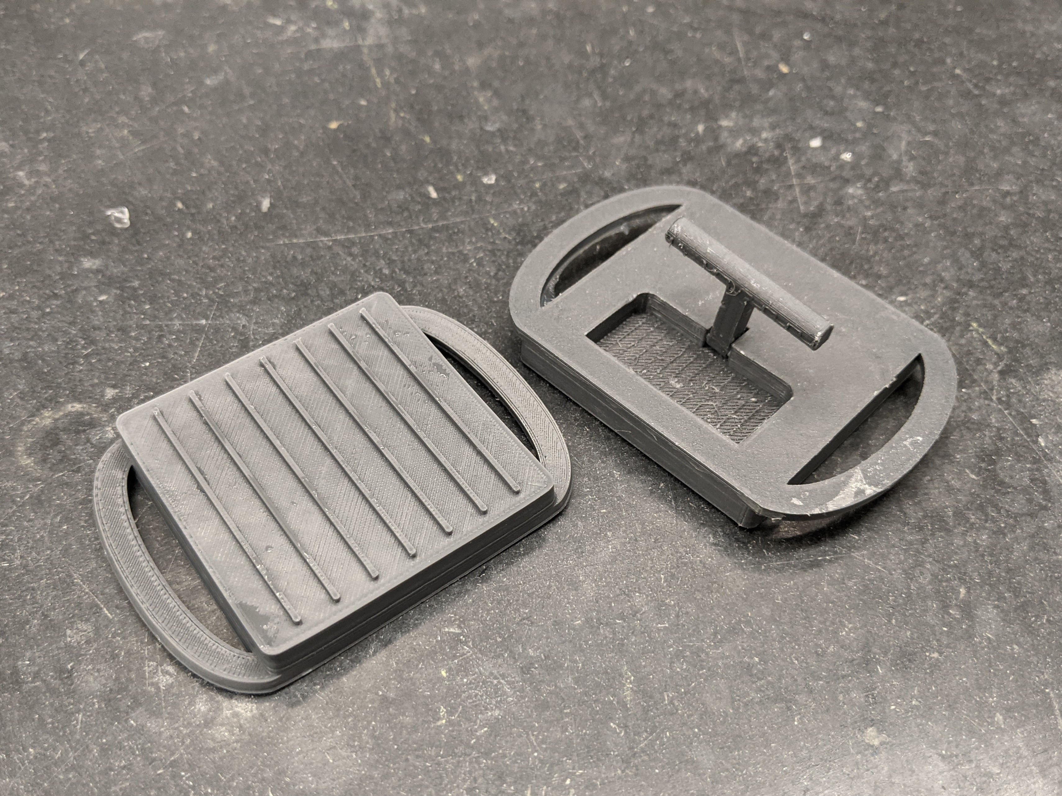 The mold includes a print-in-place joint for a lift-out handle on the top