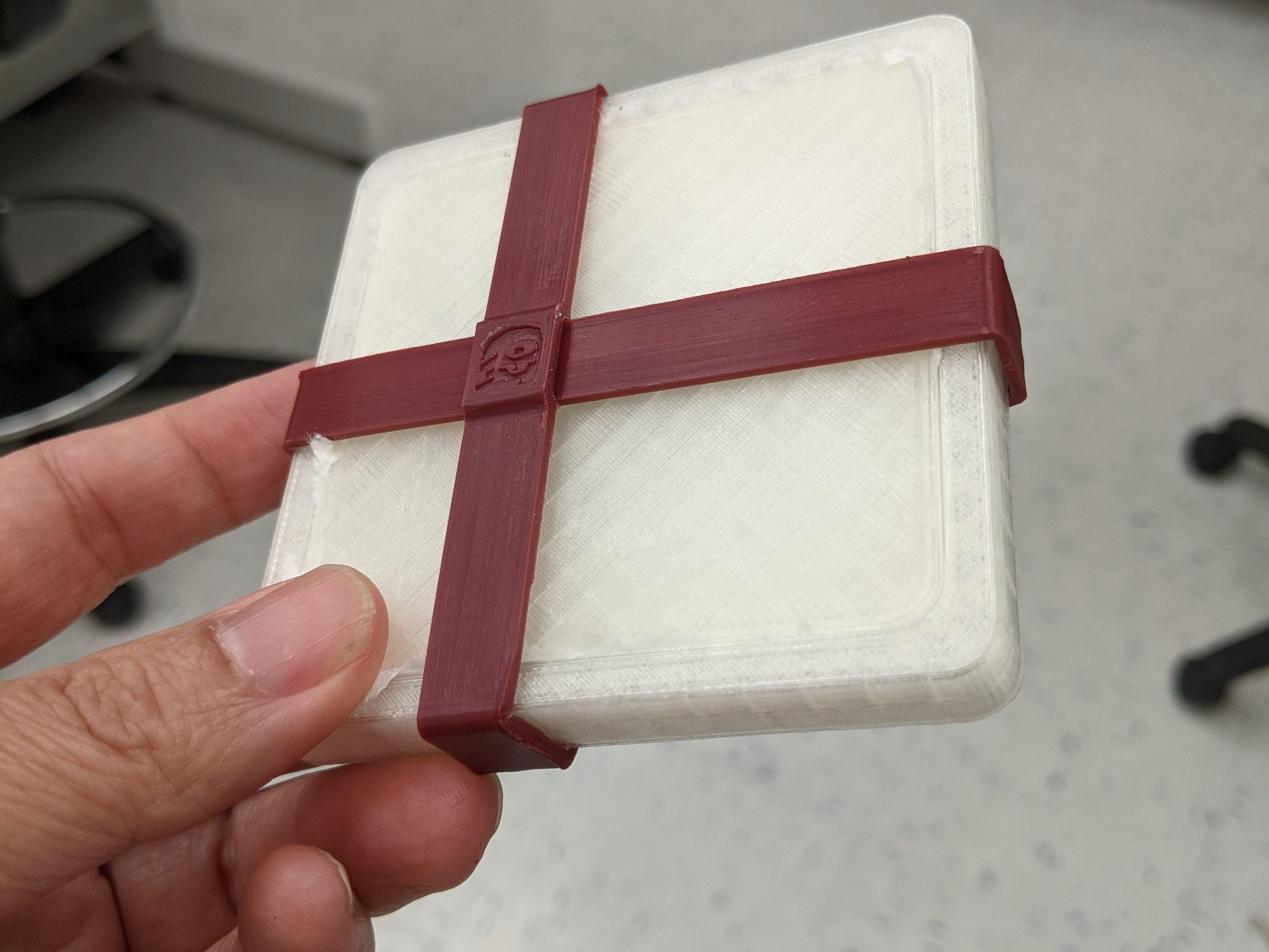 The embryo shipping plate