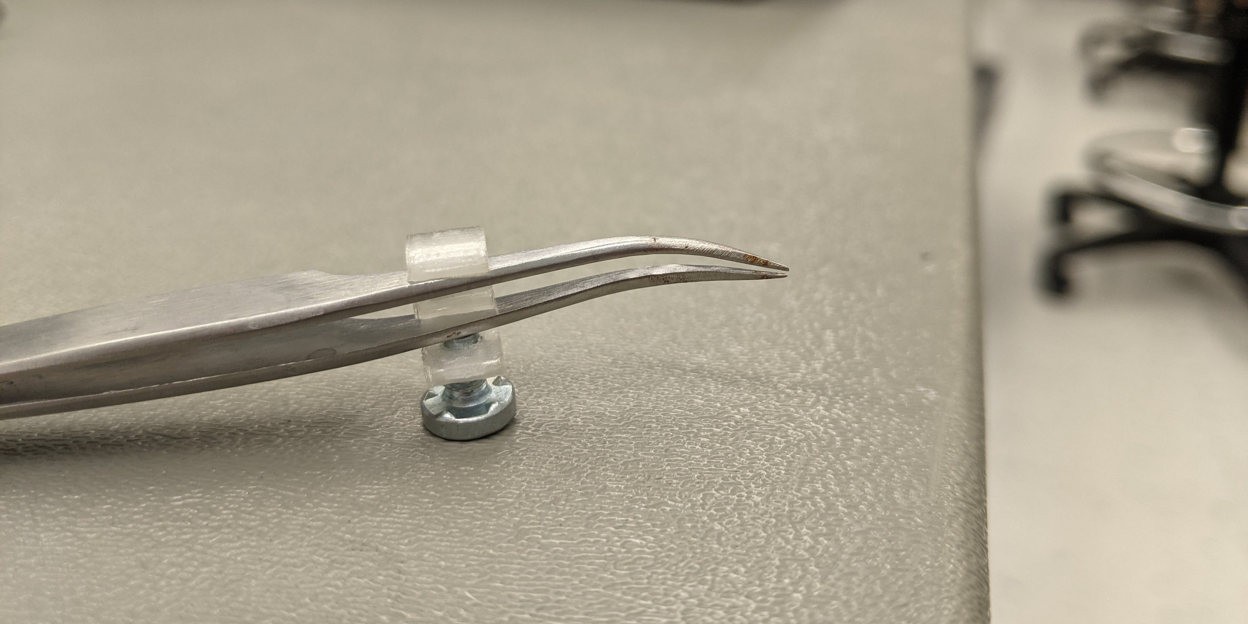 A screw is integrated for adjusting the extent of limitation